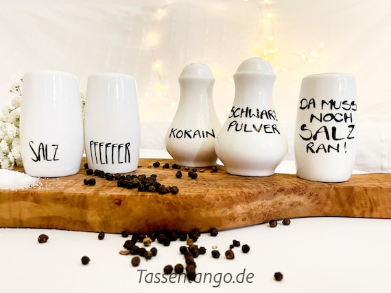 Hochzeitsgeschenk, Salz- und Pfefferstreuer, Gewürzt mit Liebe und Glück, Salzstreuer, Pfefferstreuer, Salz & Pfeffer, Tassentango, Salz