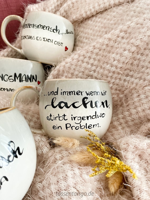 Blechschild 30x20 Cm – 'Immer Wenn Wir Lachen, Stirbt Irgendwo Ein Problem' | Hochgeprägt & Matt Lackiert