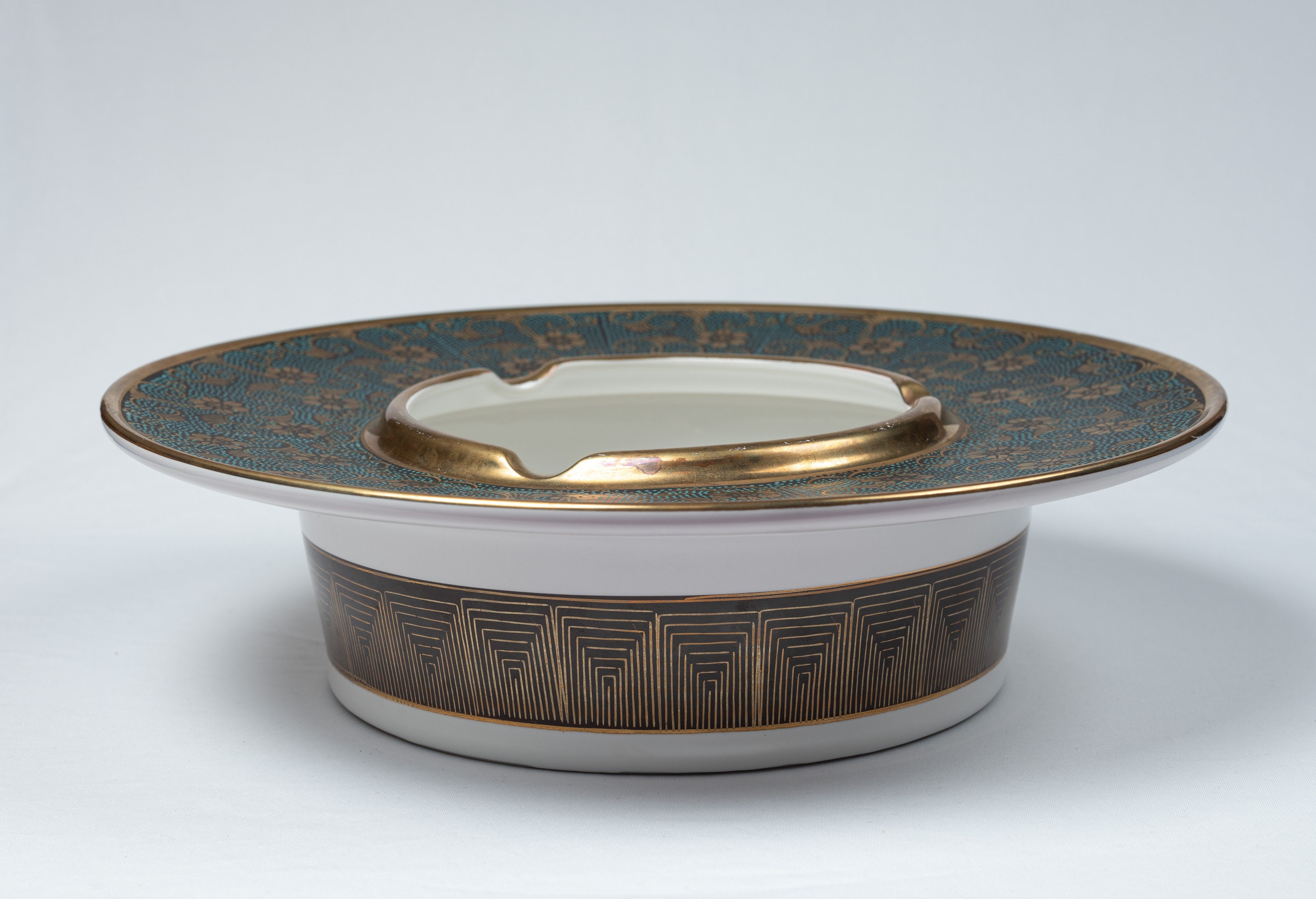 Kutani Blue-seeds, Gold-flowers Ashtray 九谷青粒金彩灰皿 - Etsy