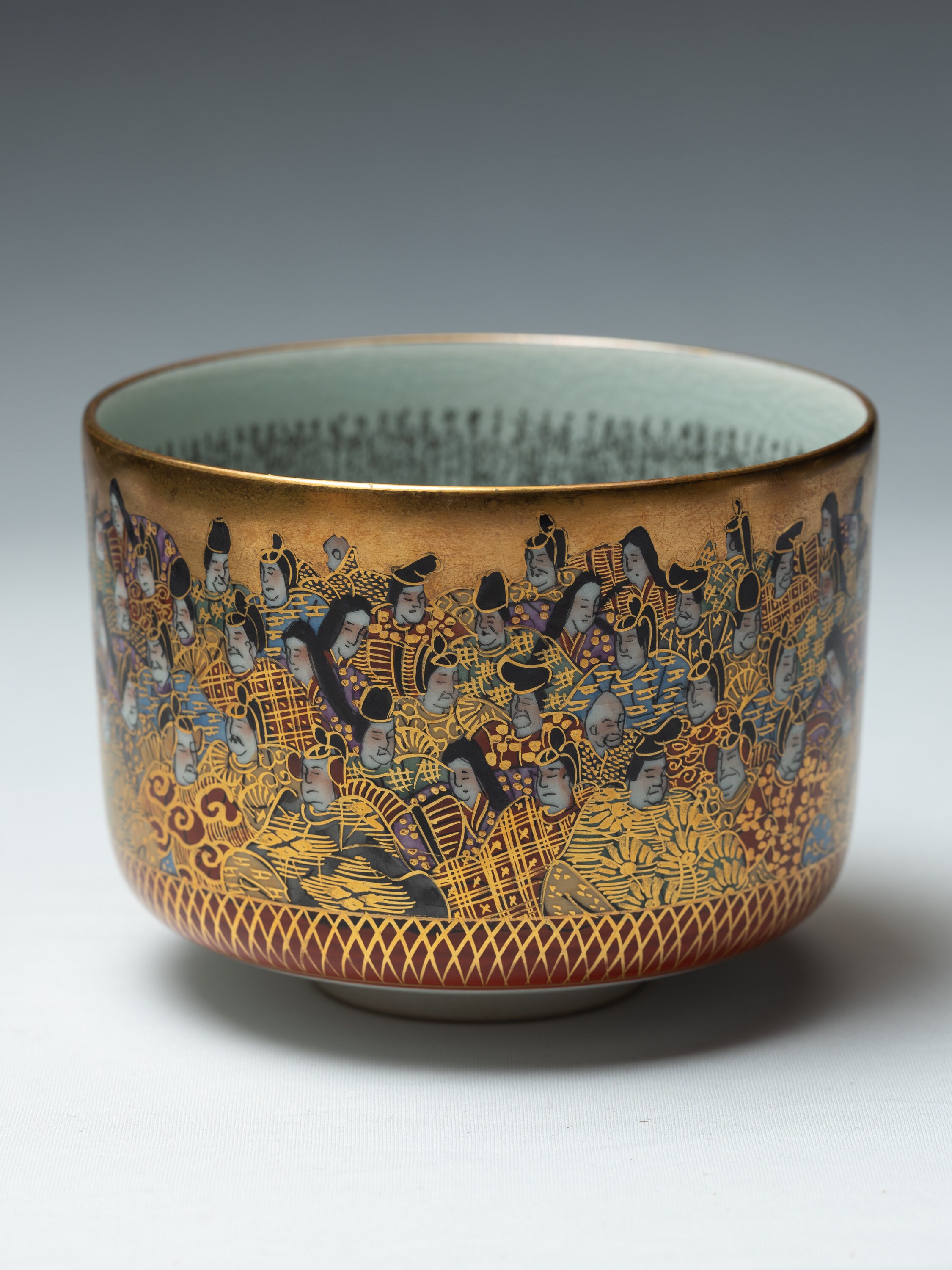 Kutani Chawan With Gold Hyakunin Isshu Motif and Fine-brush