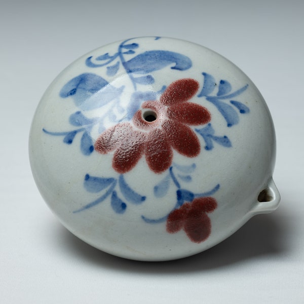 Joseon Porcelain Water-dropper with Underglaze Flower Motif 李朝 青白磁 辰砂草花文水滴