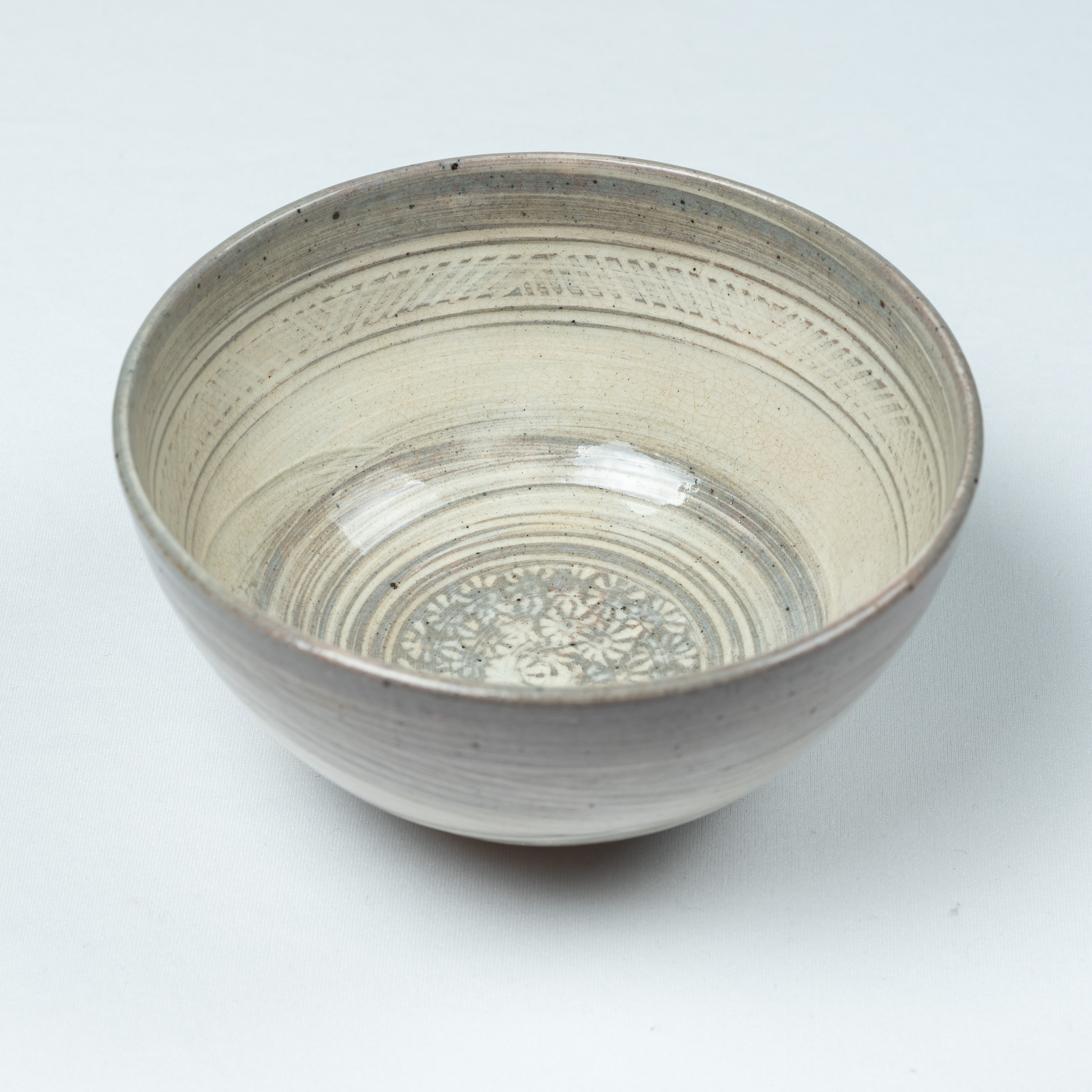 茶道具卍 三島唐津 四方変形平茶碗 茶道具卍 三島唐津 四方変形平茶碗 - メルカリ