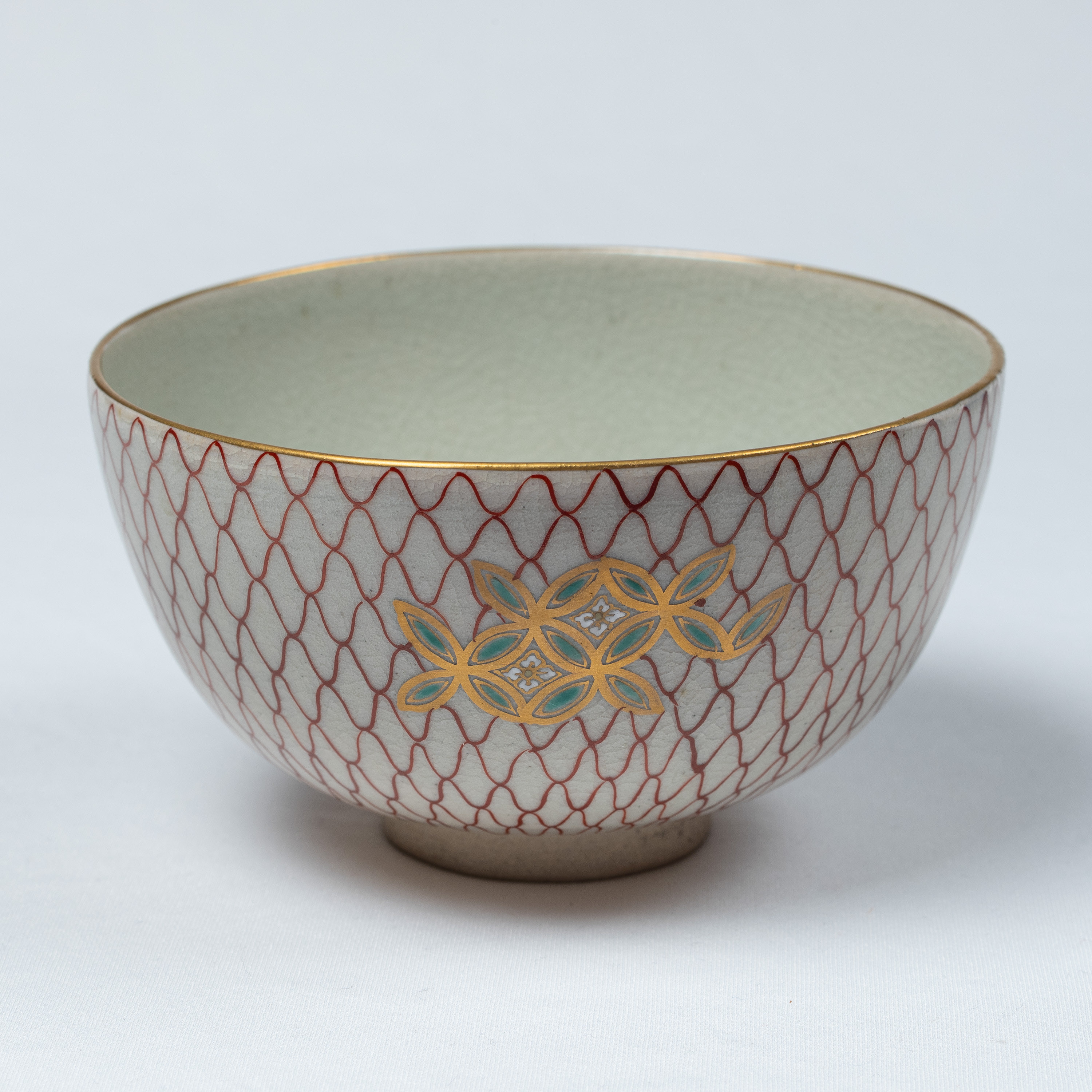 Kutani Matcha Set With Hand-painted Gold and Red Decoration 九谷