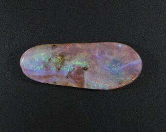 Lila Boulderopal mit Grünem Farbspiel, Echter Natürlicher Australischer Opal, Edelstein für die Schmuckherstellung, World of Opals