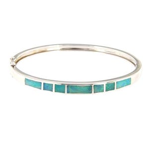 Armband i sterlingsilver med inlägg av blågrön australisk opal