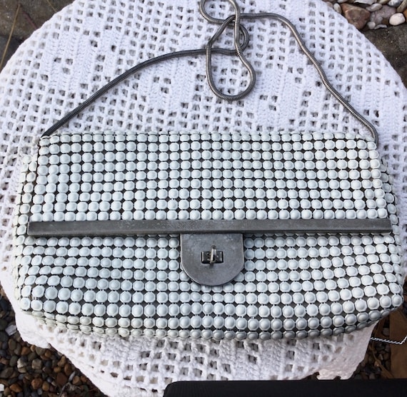 Vintage 1970s Unbranded Mesh Handbag- Enamel Milk… - image 1