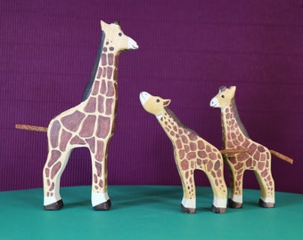 Ensemble de jouets en bois Famille de girafes | Jouets Montessori | Jouet Waldorf | Animaux d'Afrique | Jouets en bois pour enfants | Animaux exotiques