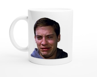 Taza Meme - Peter Parker Cry - Imagen mejorada por IA