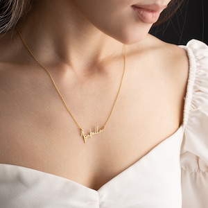 Personalized Name Necklace in Silver Dainty Minimalist Name Necklace Custom Name Jewelry Custom Nameplate Necklace Mom Gift Bridesmaid Gift