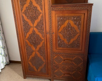Oriental wooden furniture orientalism