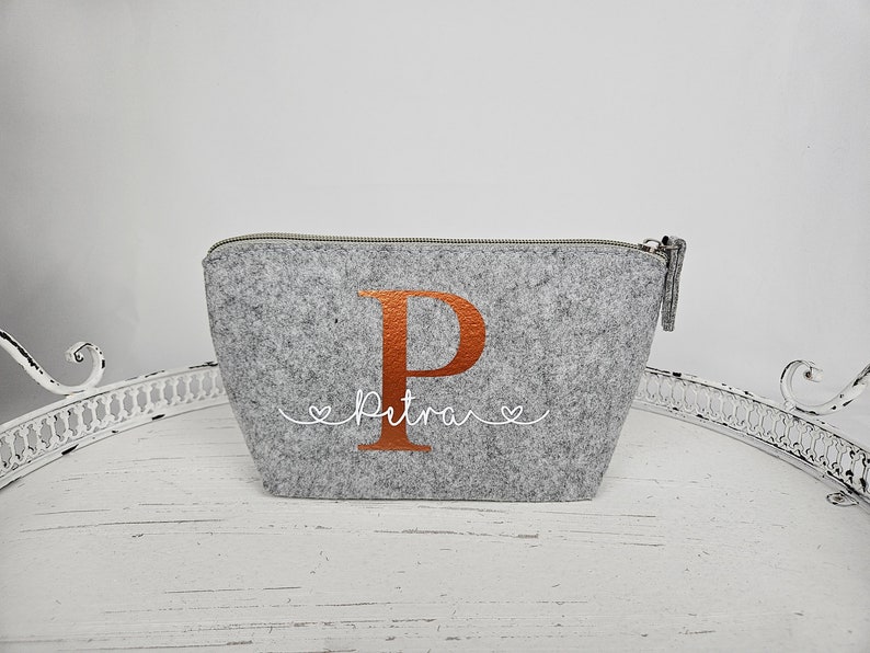 Cosmetic bag personalized Make-up bag personalized Felt bag with name Personalized make-up bag image 4