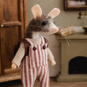felted mouse, felt mouse, mouse made of felt, felt, dollhouse, miniature, felt art
