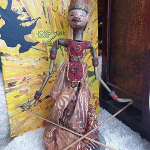 Wayang Golek houten pop | Satria edelman adviseur decoratief theaterfiguur en traditionele kunst (jaren 1980) - JAVA