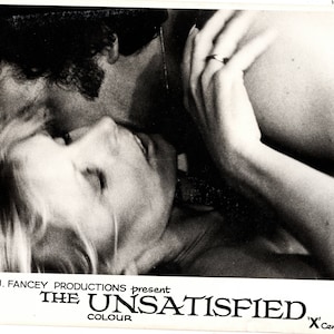 Lobby Card per il bacio "Gli insoddisfatti".