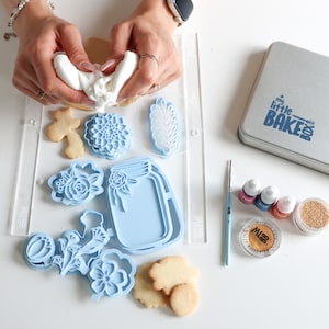 MyLittleBakeBox Blossom Bliss Keks Back- und Dekorationsset | Erwachsene und Kinder mit Fondant, Ausstechformen, Farbe, Streuseln