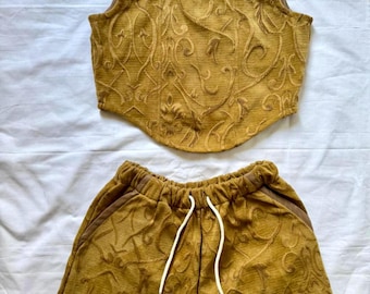 Geüpcycled coördinaat tafelkleed | Handgemaakte zomeroutfit | Slow Fashion | Uniek