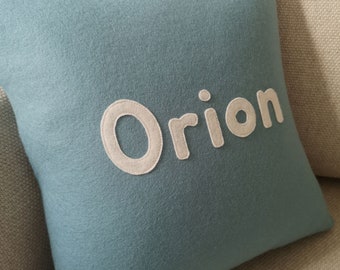 Cuscino personalizzato con nome, regalo personalizzabile per bambino, decorazione per la cameretta del ragazzo, cuscino personalizzato con nome