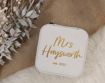 Mrs Jewelry Box Personalized | Gift for Bride | Travel Jewelry Box Gift for Future Mrs | Bridal Shower Gift for Bride | Bride Jewelry Box