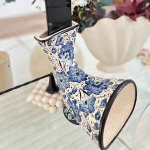 Altavoz acústico de cerámica hecho a mano, estilo gramófono, soporte amplificador de sonido no eléctrico, decoración de escritorio pintada a mano.