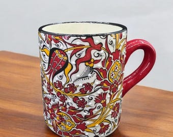 Taza de café artesanal de cerámica, ideal para regalar.