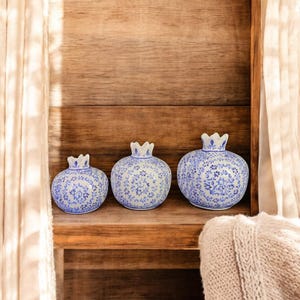 Handmade Ceramic Pomegranate Set – Turkish Pottery Vase, Decorative Fruit Decor, Table Centerpiece, Hand-Painted Pomegranate Vases