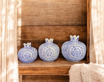 Handmade Ceramic Pomegranate Set – Turkish Pottery Vase, Decorative Fruit Decor, Table Centerpiece, Hand-Painted Pomegranate Vases