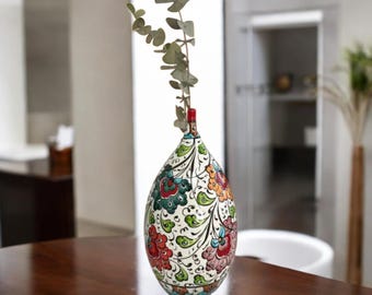 Handmade Turkish Ceramic Teardrop Vase – 25 cm Multicolor Decorative Pottery, Unique Floral Design, Authentic Home Decor & Gift Idea