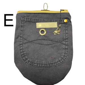 Kotbeutel Futterbeutel Upcycling Recycling Jeans Upcycling Tasche Recycling Kunst Kotbeutelspender Kotbeutelspender Hund Leckerlibeutel Bild 10