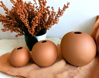 Terracotta Round Vase,Rustic Round Vase,Gray Metal Color Vase,Handmade Vase,Rustic Decor Vase,Dried Flower Vase, Vase, Mother’s Day Gift.
