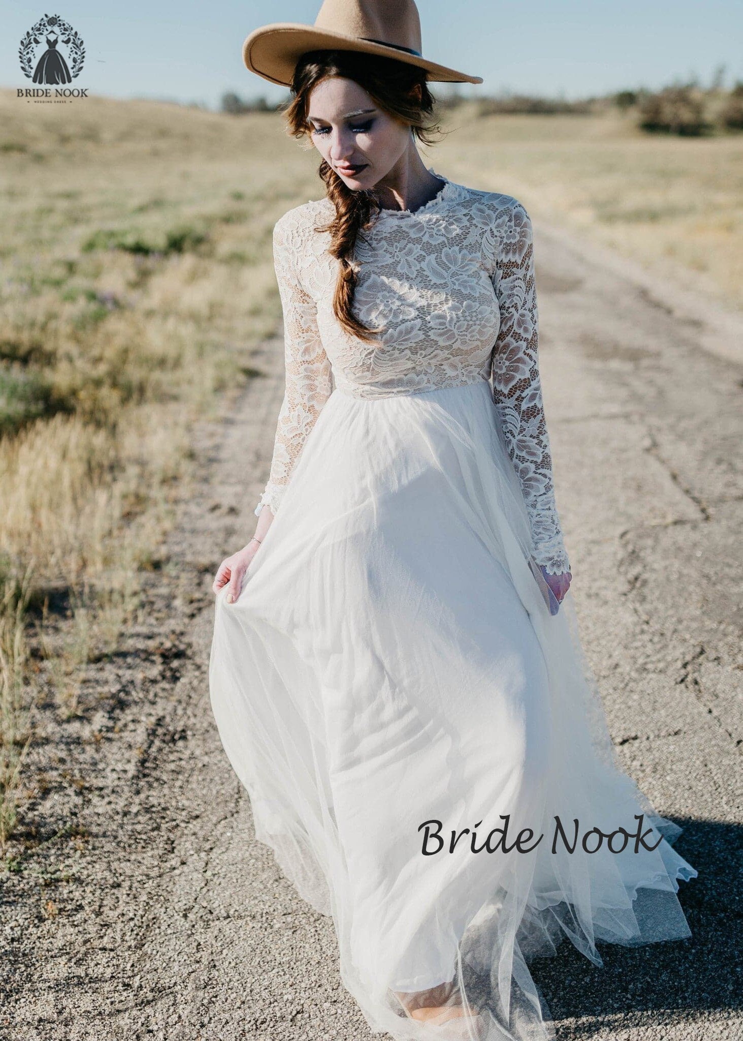 Wedding Bodysuit With Long Lace Sleeves, Bridal Bodysuit With Open V-cut  Back, Engagement Bodysuit, Simple Lace Bodysuit -  Canada