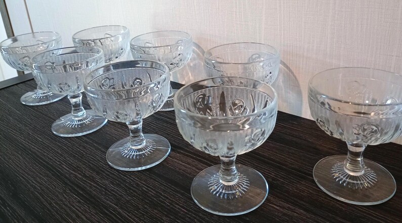 Vintage Jeannette Iris Herringbone Champagne Tall Sherbet Glass