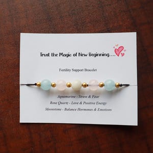 Pulsera de cristal de fertilidad, pulsera de apoyo a la fertilidad, pulsera de embarazo, regalo para futuras mamás, regalo de apoyo para FIV, aguamarina, cuarzo rosa