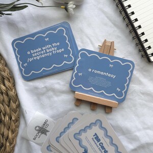 Jeu de cartes romantique TBR : défi de lecture pour les amoureux des livres, inspiré de Booktok image 2