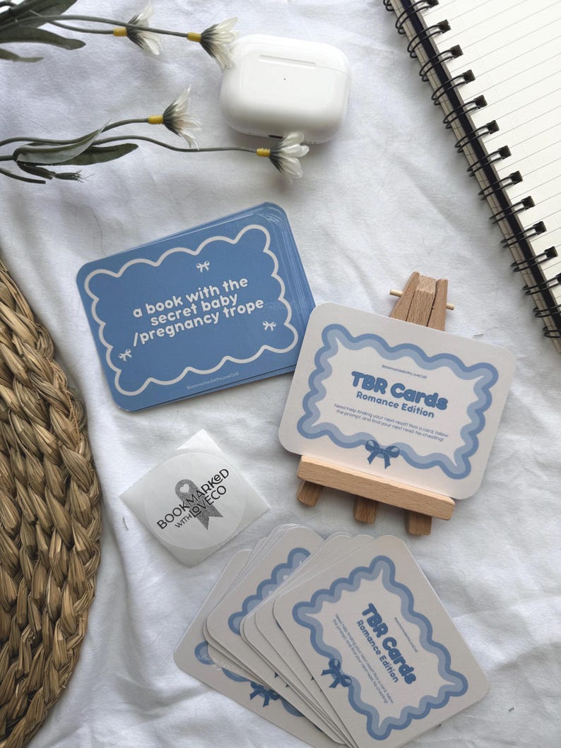 Jeu de cartes romantique TBR : défi de lecture pour les amoureux des livres, inspiré de Booktok image 3
