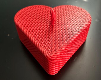 Heart shaped jewelry box