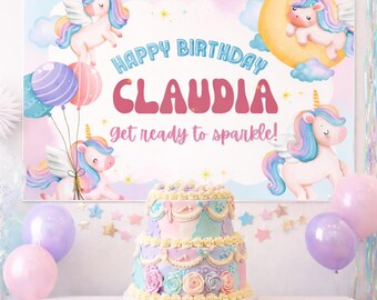 パーソナライズされたユニコーンの誕生日ポスター、カスタムペガサスパーティーデコレーション
