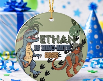 パーソナライズされた恐竜オーナメント、恐竜の誕生日クリスマスギフト