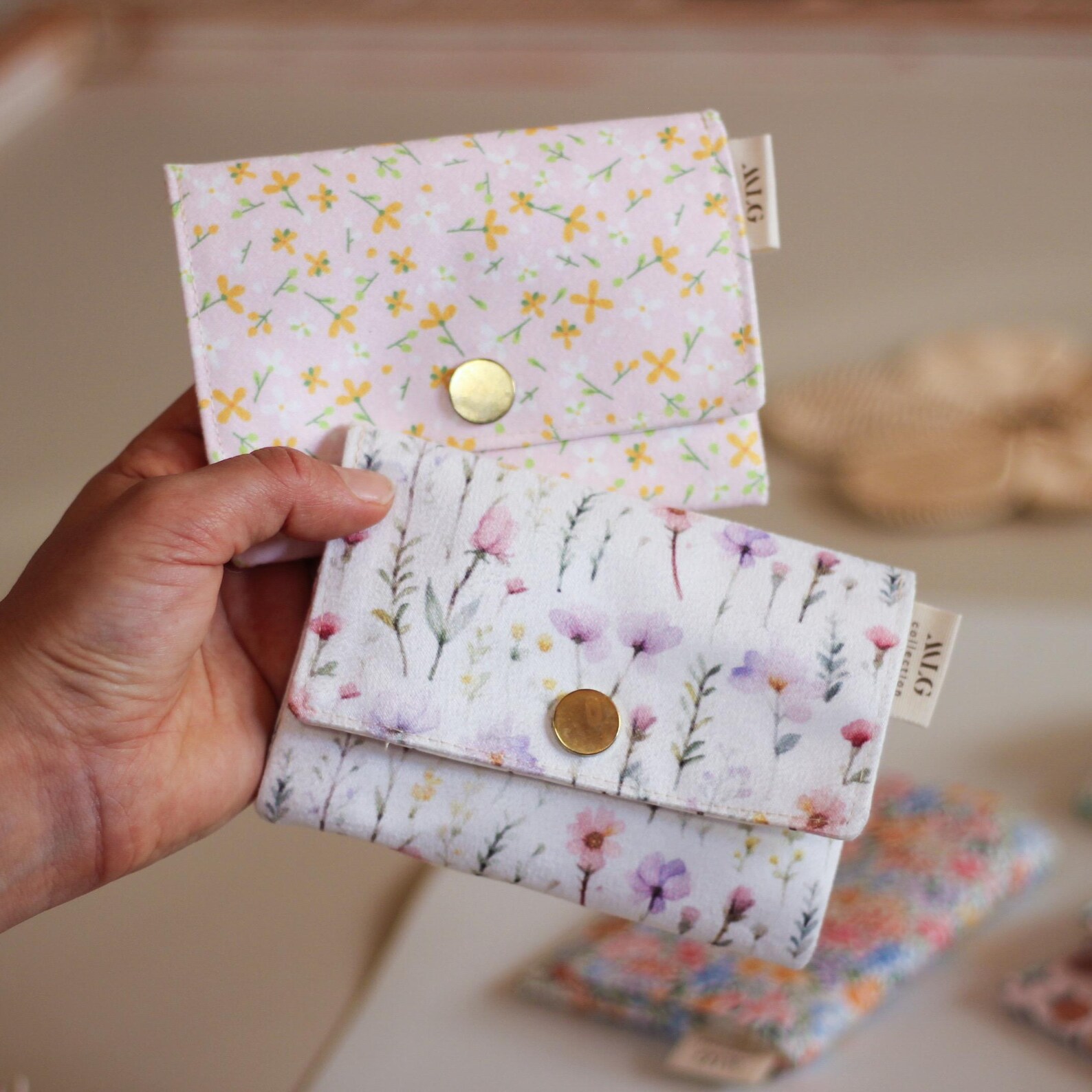 Handmade Floral Fabric Wallet: Zippered, Multi-pocket, Snap Closure - Etsy