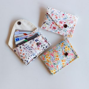 White - Handcrafted Printed Card Holder with Slips 30 main image 1