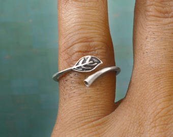 Olive Tree Branch Peace Rings for Women, 925 Silver Handmade Jewellery, Green Leaf Ivy Ring, Minimalist Ring for Sisters, Christmas Gift