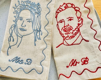 Couples Embroidered Portrait Napkins (Set of 2)