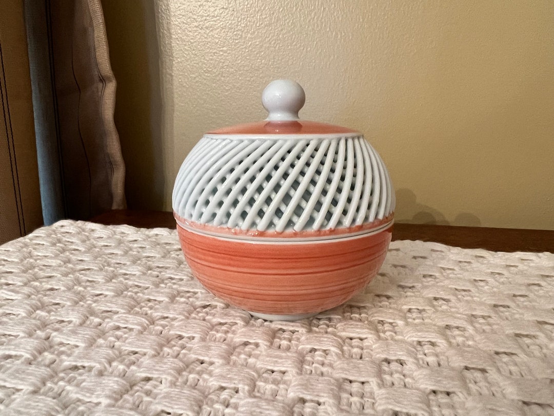 Japanese Amimeyaki Rice Bowl/lid Spagetti Ware Riticulated Weave Etsy