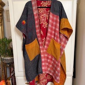 Kimono Wrap Kantha – One of a Kind Reversible Boho Duster - Red Black Gold