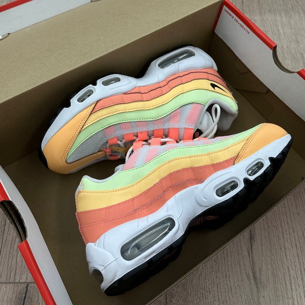 Nike Air Max 95 Teinte Melon