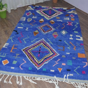 Tapis bleu élégance traditionnelle pour votre salon beauté berbère marocaine personnalisée art marocain artisanal image 8