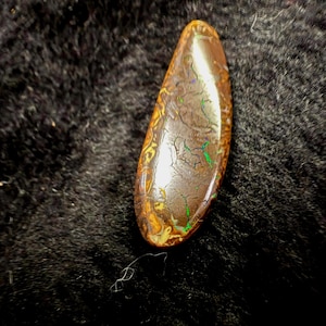 14.2 ct.  Australian boulder opal