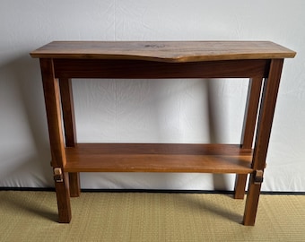 Table console fabriquée à la main en noyer avec menuiserie japonaise