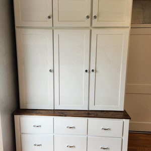 Armoire cabinets