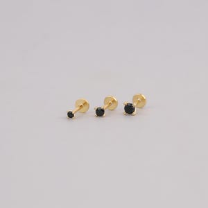 Clou labret sans filetage en pierre noire 18G, clou d'oreille en argent sterling 925 avec petit onyx à l'arrière plat, clou du cartilage, clou hélicoïdal, clou de nez