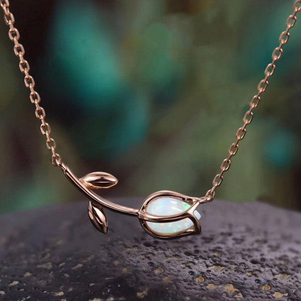 Weißer Opalstein – Geburtsblumen-Halskette – zierliche Halskette als Hochzeitsgeschenk, – Weihnachtsgeschenk für, – Geburtstagsgeschenk